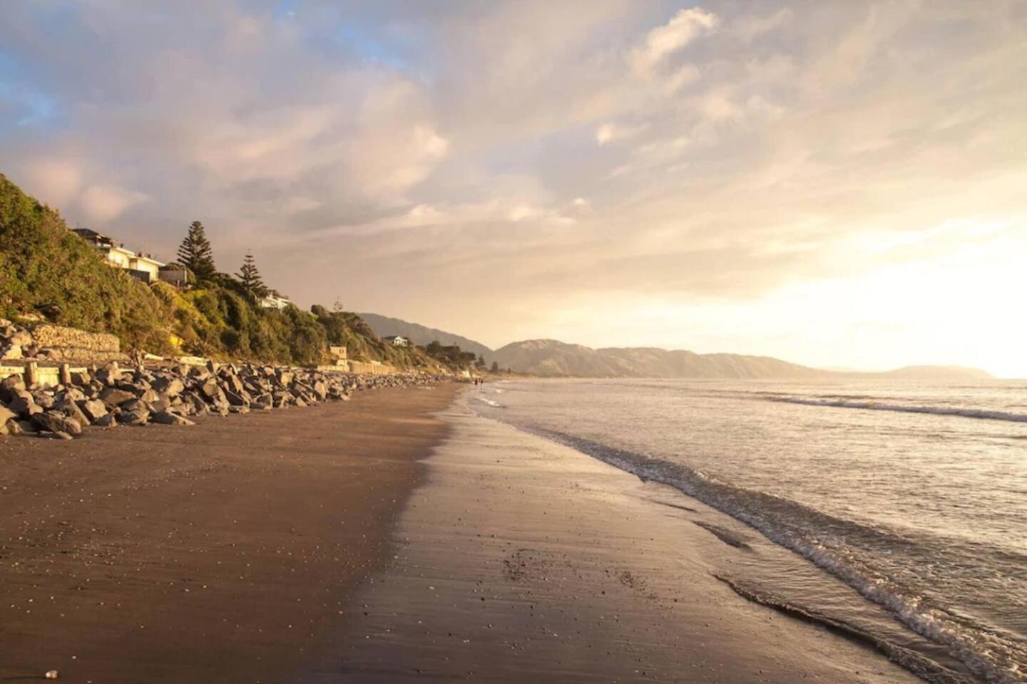 Villa Seascapes Waterfront 3 Paraparaumu Exterior foto